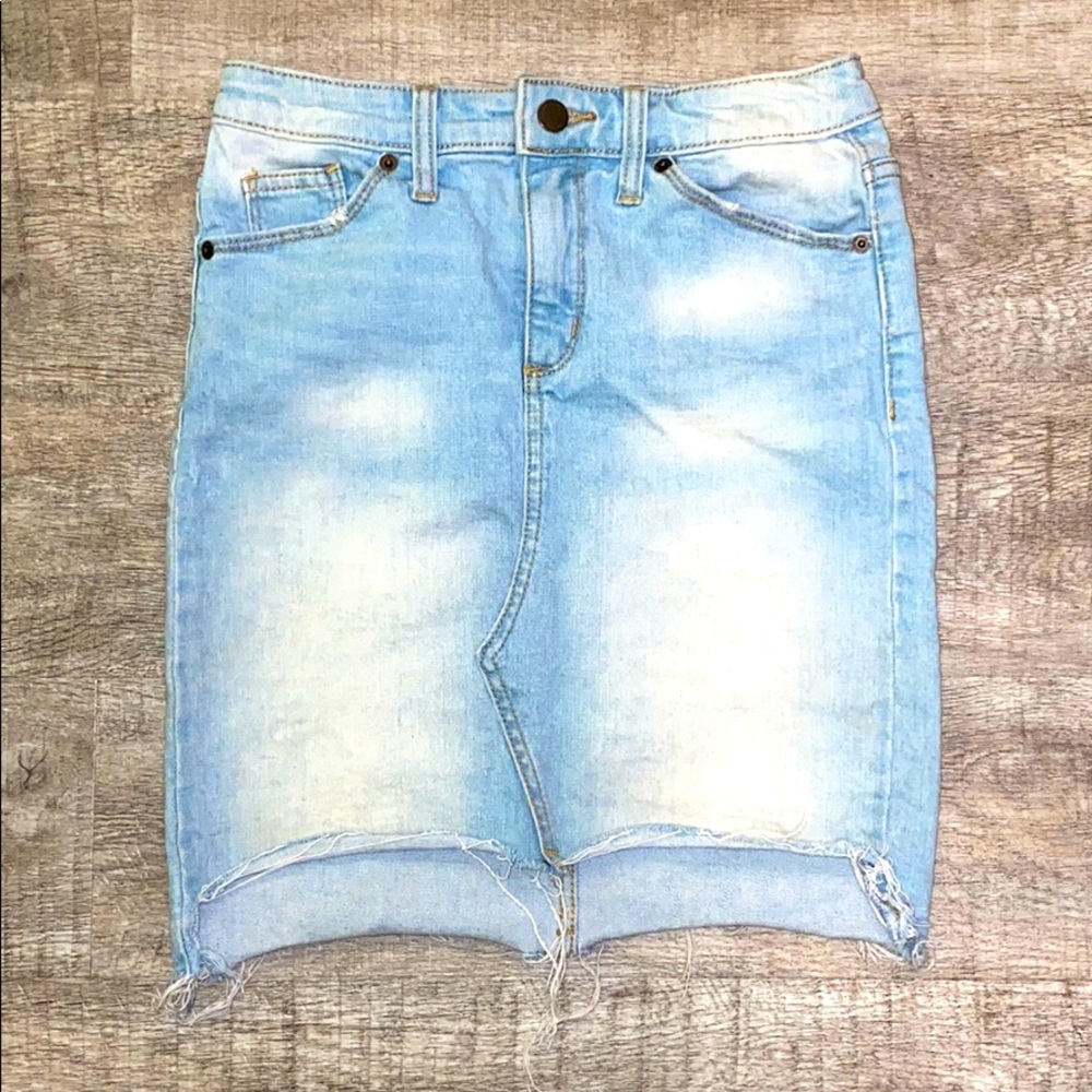 Denim skirt